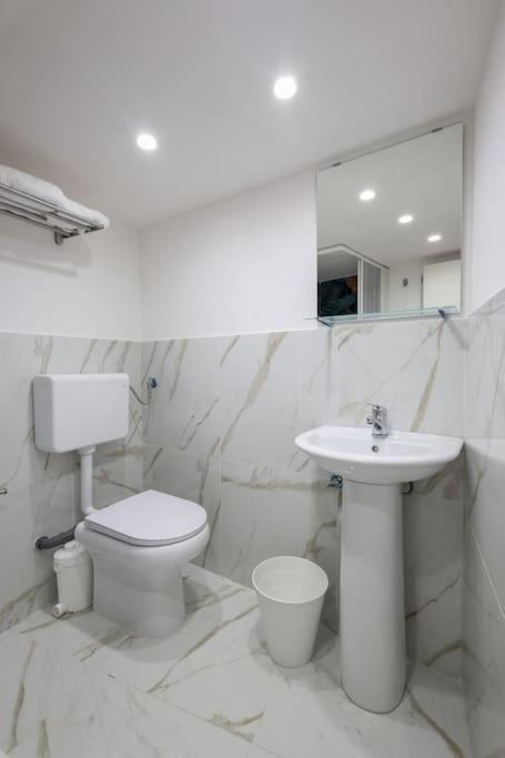 Apartamento 'A Casa D'Annare Nápoles Exterior foto